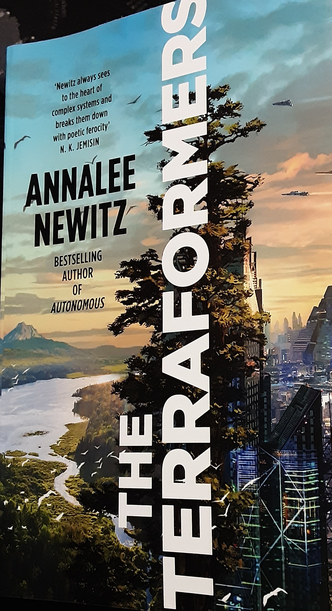 Annalee Newitz: The Terraformers (en-Latn-US language, 2023, Orbit Books)